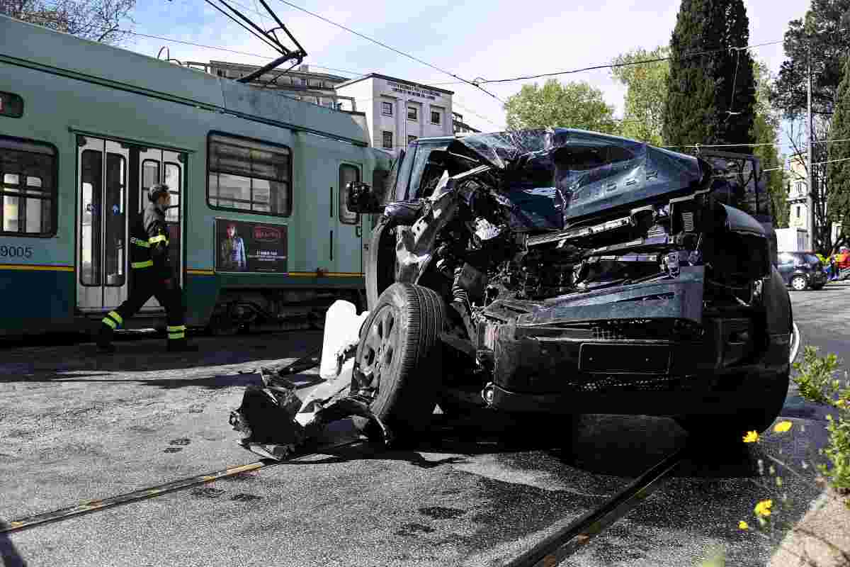 Incidente Ciro Immobile con un tram a Roma