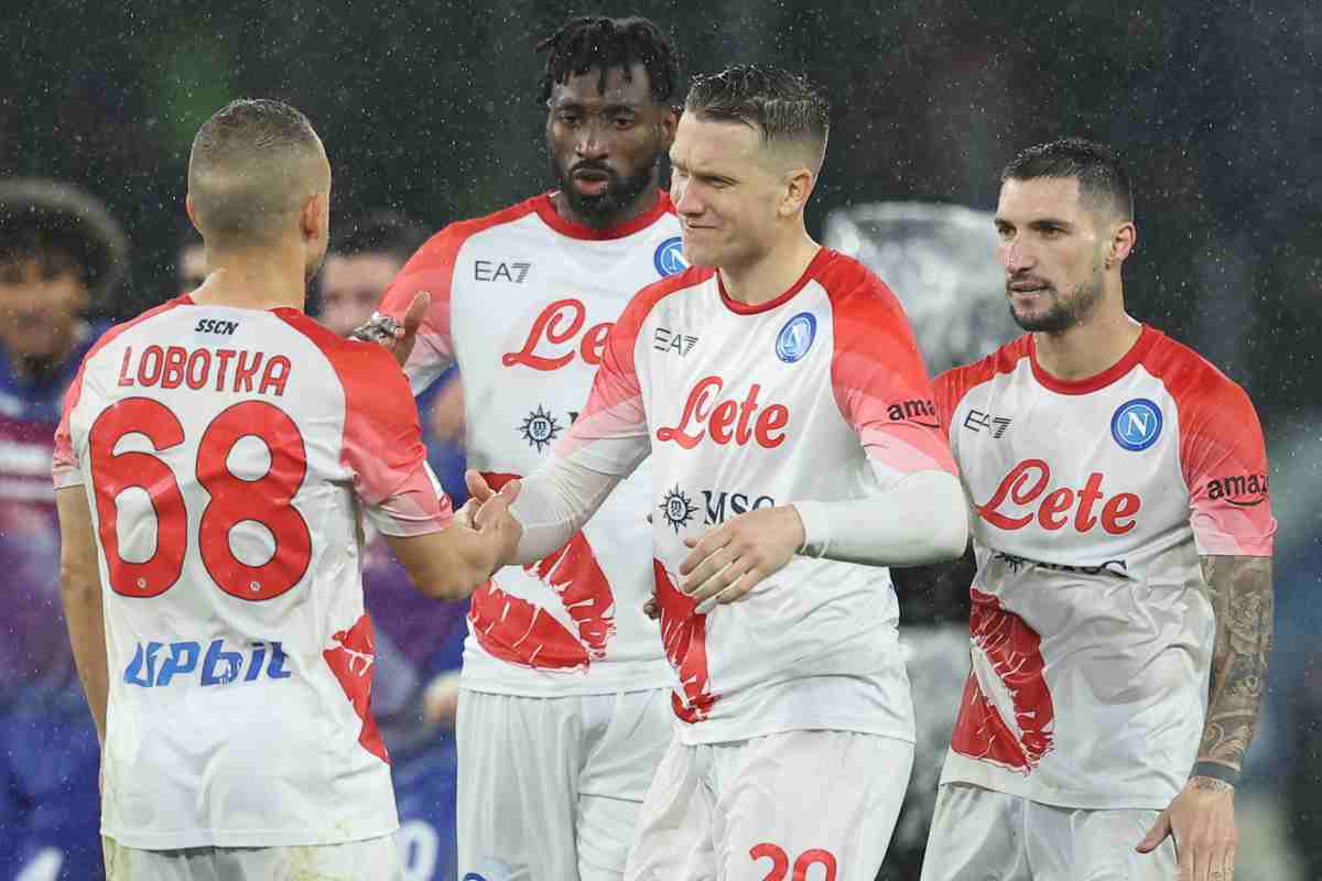 Napoli infortunio Lobotka