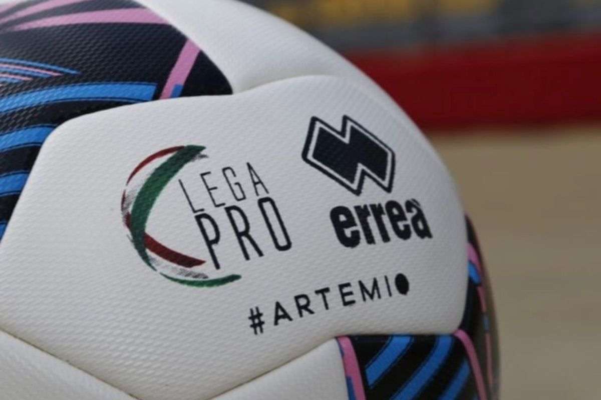 Salta l'iscrizione del club al prossimo campionato