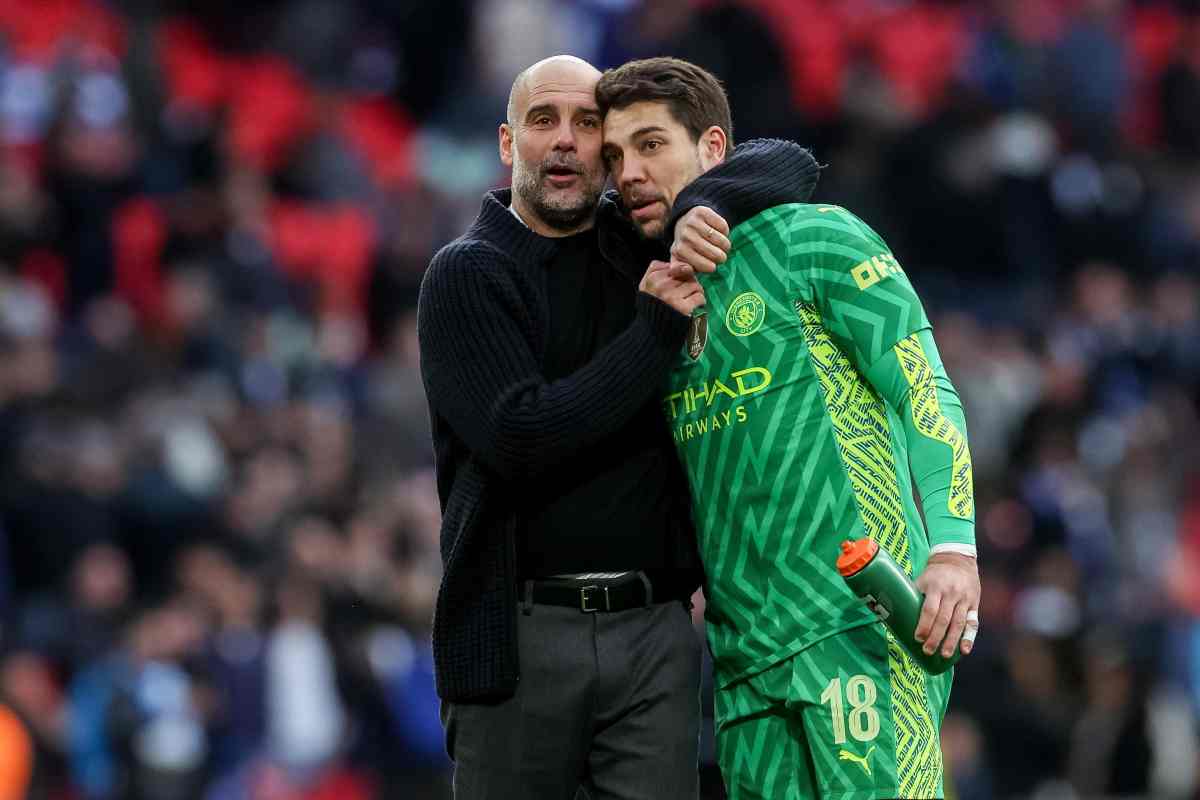 Pep Guardiola e Stefan Ortega