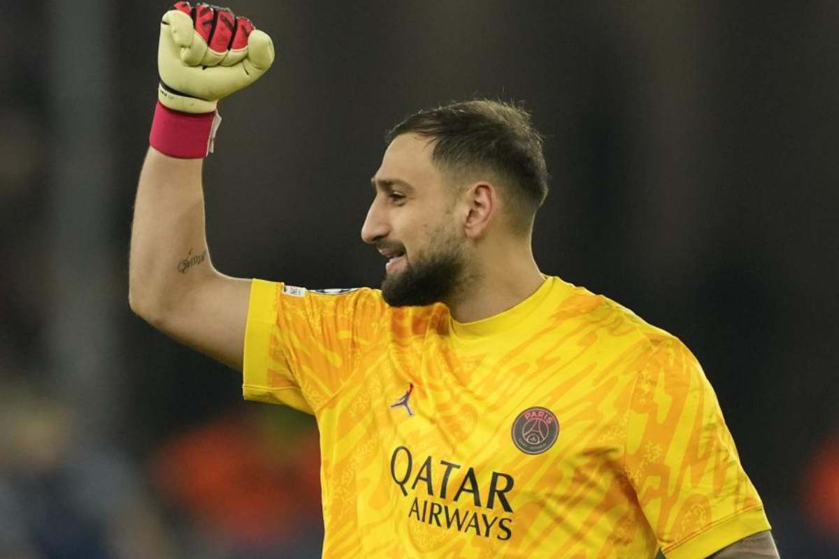 Donnarumma ai saluti col PSG